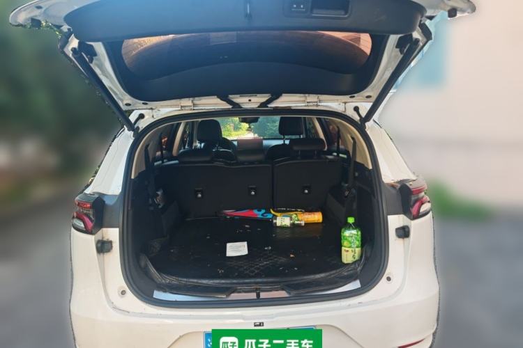 Used BYD Tang 2018 2.0T Automatic SmartConnect Prestige 7-Seater China V Standard Trunk