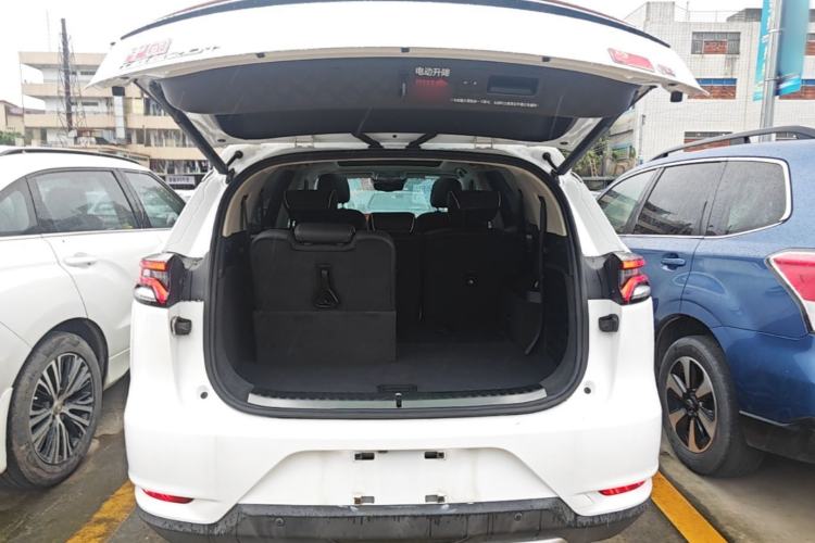 Used BYD Tang 2018 2.0T Automatic SmartConnect Prestige 7-Seater China V Standard Trunk