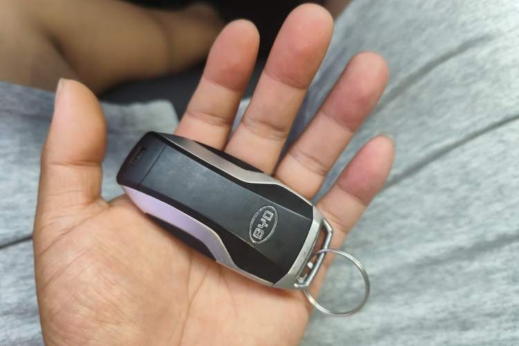 Used BYD Tang 2018 2.0T Automatic SmartConnect Prestige 7-Seater China V Standard Vehicle Key