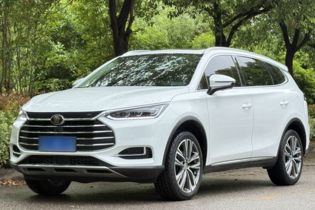 Used BYD Tang 2018 2.0T Automatic SmartConnect Prestige 7-Seater China V Standard