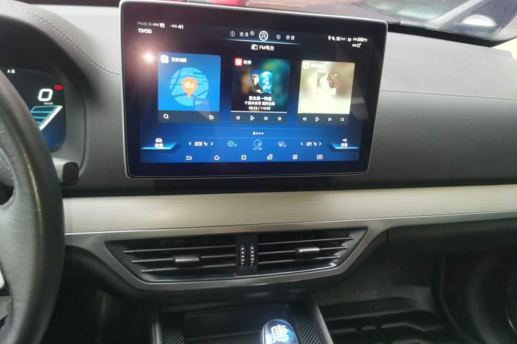Used BYD Tang 2019 2.0T Automatic SmartConnect Luxury Version 5 Seats China VI Standard Audio And AC Panel