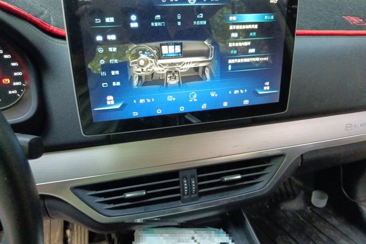 Used BYD Tang 2019 2.0T Automatic SmartConnect Prestige 7-Seater China VI Standard Audio And AC Panel