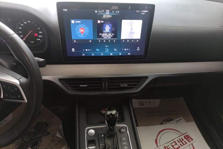 Used BYD Tang 2019 2.0T Automatic SmartConnect Luxury Edition 5 Seats China VI Standard Audio And AC Panel