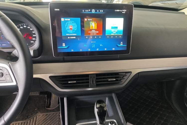 Used BYD Tang 2019 2.0T Automatic SmartConnect Prestige 7-Seater China VI Standard Audio And AC Panel