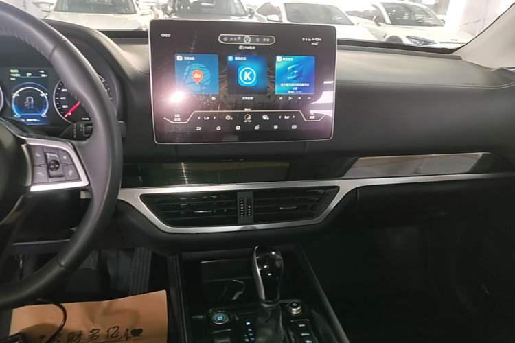 Used BYD Tang 2019 2.0T Automatic SmartConnect Luxury Edition 5 Seats China VI Standard Audio And AC Panel
