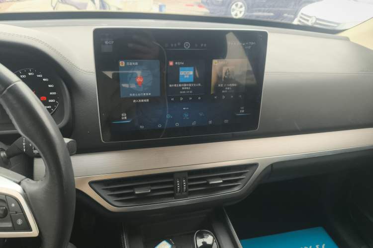 Used BYD Tang 2019 2.0T Automatic SmartConnect Prestige 7-Seater China VI Standard Audio And AC Panel