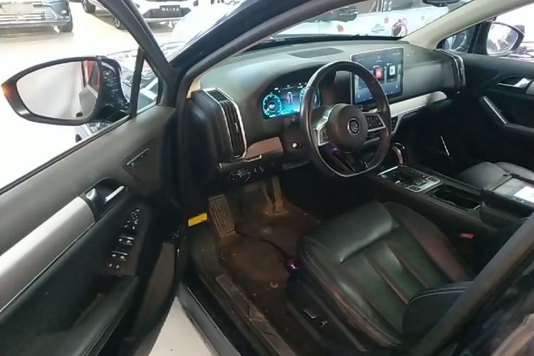 Used BYD Tang 2019 2.0T Automatic SmartConnect Luxury Version 5 Seats China VI Standard Driver Seat