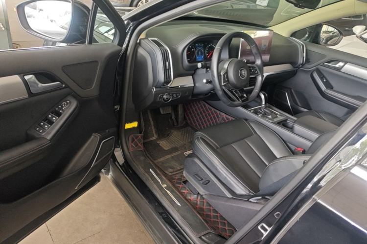 Used BYD Tang 2019 2.0T Automatic SmartConnect Prestige 7-Seater China VI Standard Driver Seat