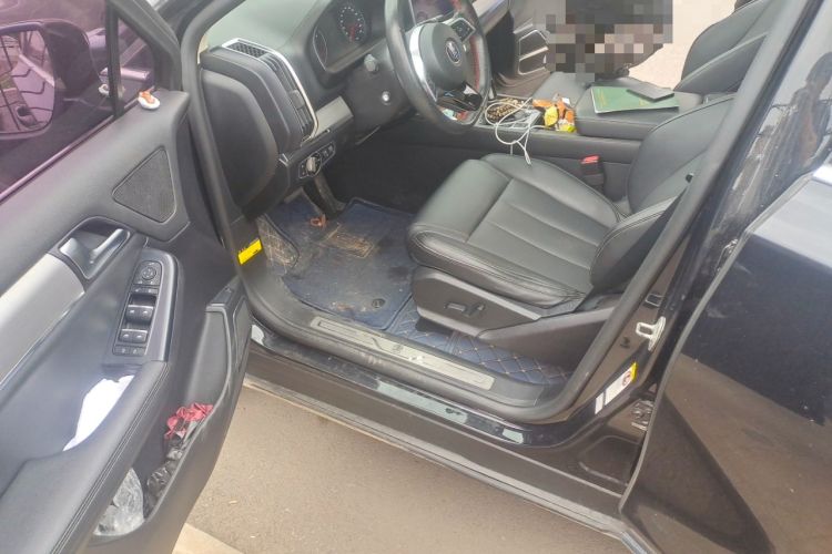 Used BYD Tang 2019 2.0T Automatic SmartConnect Prestige 7-Seater China VI Standard Driver Seat