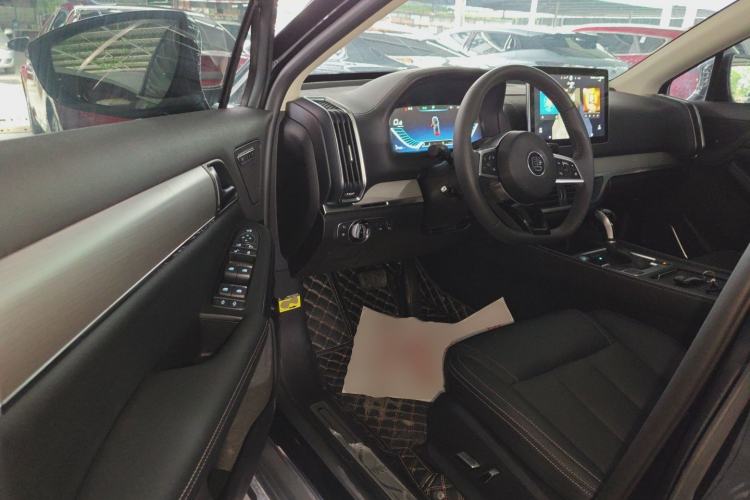 Used BYD Tang 2019 2.0T Automatic SmartConnect Luxury 7-Seater China VI Standard Driver Seat