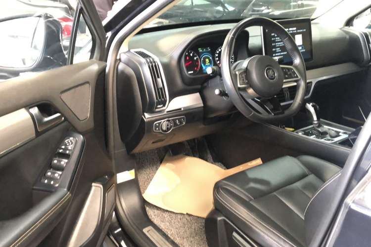 Used BYD Tang 2019 2.0T Automatic SmartConnect Luxury Edition 7 Seats China VI Standard Driver Seat