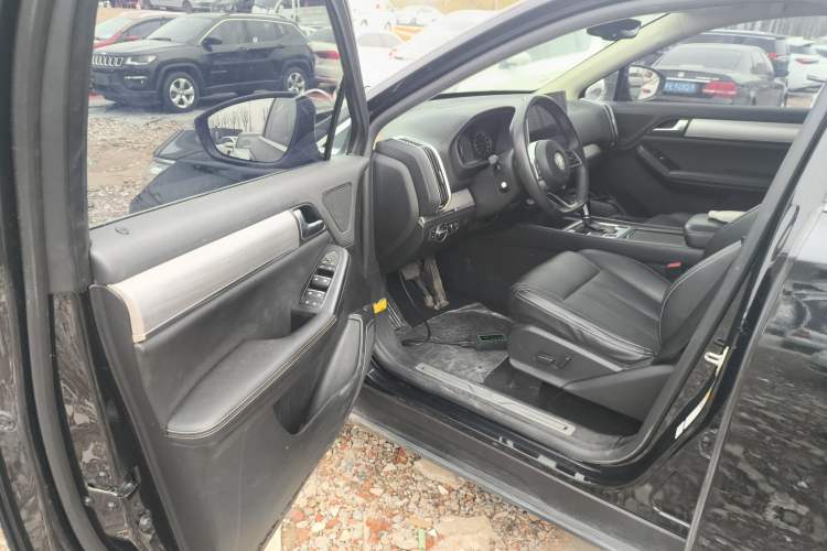 Used BYD Tang 2019 2.0T Automatic SmartConnect Prestige 7-Seater China VI Standard Driver Seat