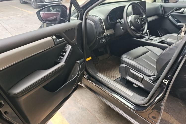 Used BYD Tang 2019 2.0T Automatic SmartConnect Luxury Edition 7 Seats China VI Standard Driver Seat