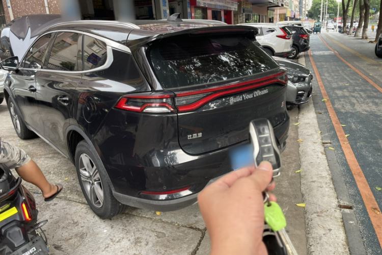 Used BYD Tang 2019 2.0T Automatic SmartConnect Luxury Edition 7 Seats China VI Standard Exterior 3
