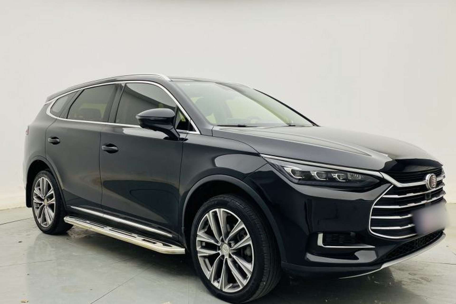 Used BYD Tang 2019 2.0T Automatic SmartConnect Prestige 7-Seater China VI Standard Exterior 3