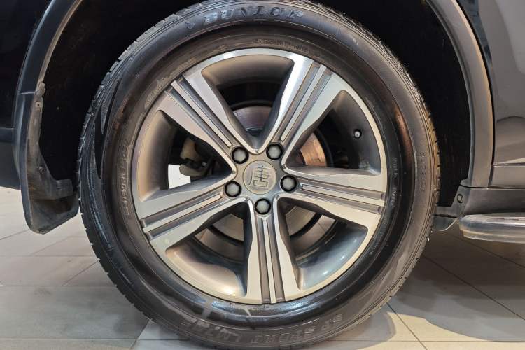 Used BYD Tang 2019 2.0T Automatic SmartConnect Luxury Edition 7 Seats China VI Standard Exterior 3