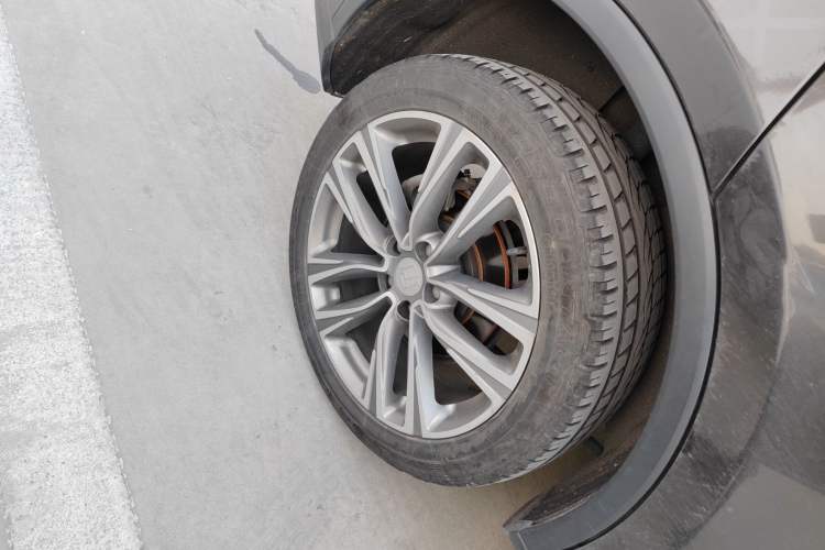 Used BYD Tang 2019 2.0T Automatic SmartConnect Prestige 7-Seater China VI Standard Exterior 8
