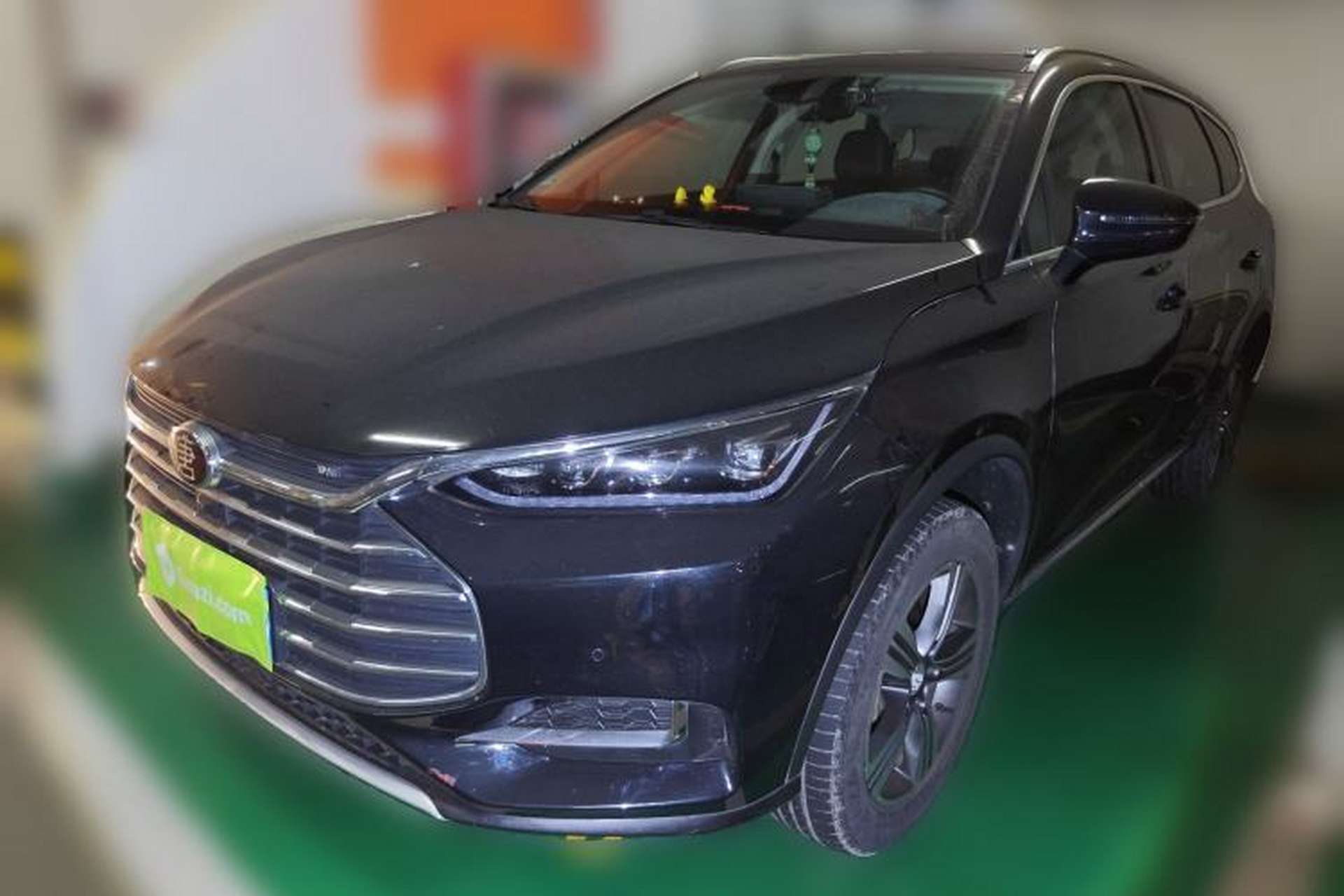 Used BYD Tang 2019 2.0T Automatic SmartConnect Luxury Edition 5 Seats China VI Standard Front Left 45 Deg