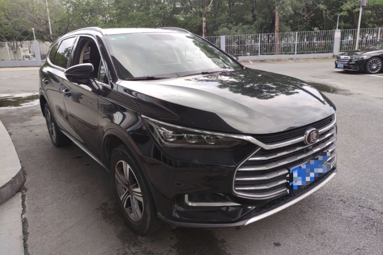 Used BYD Tang 2019 2.0T Automatic SmartConnect Luxury Edition 7 Seats China VI Standard Front Right 45 Deg