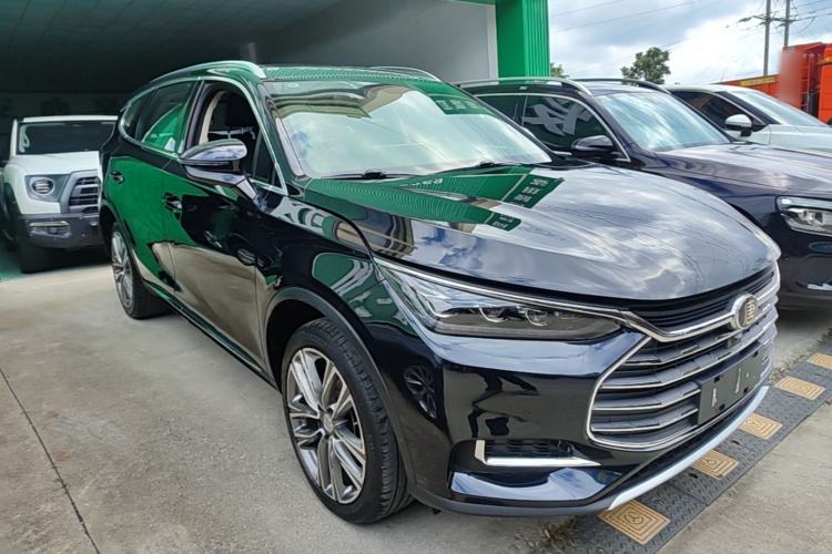 Used BYD Tang 2019 2.0T Automatic SmartConnect Prestige 7-Seater China VI Standard Front Right 45 Deg