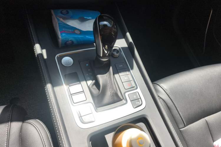Used BYD Tang 2019 2.0T Automatic SmartConnect Luxury 7-Seater China VI Standard Gear Lever
