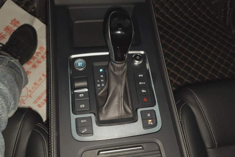 Used BYD Tang 2019 2.0T Automatic SmartConnect Luxury 7-Seater China VI Standard Gear Lever