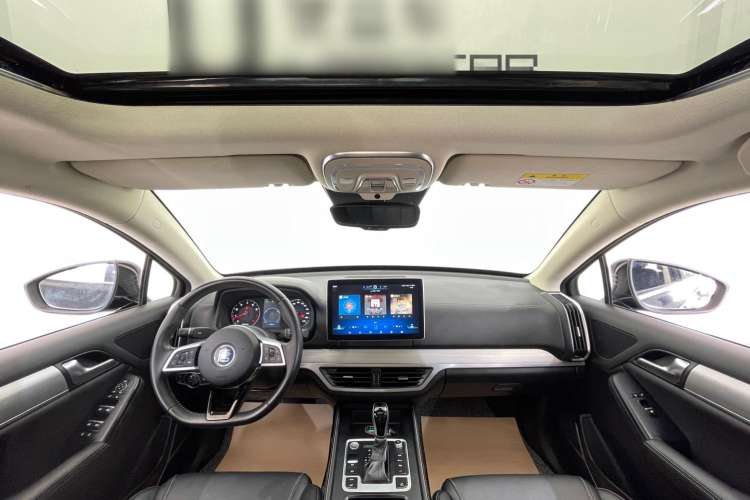 Used BYD Tang 2019 2.0T Automatic SmartConnect Luxury Edition 7 Seats China VI Standard Headliner