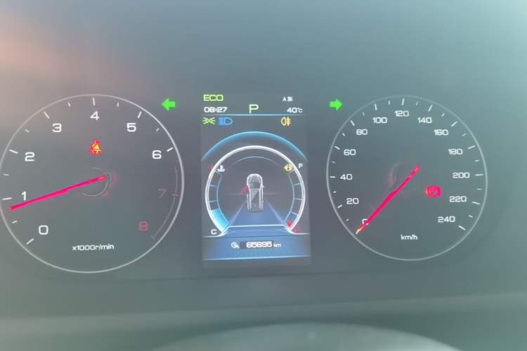 Used BYD Tang 2019 2.0T Automatic SmartConnect Luxury Edition 5 Seats China VI Standard Instrument Cluster