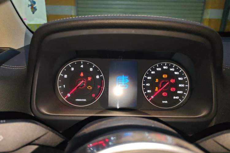 Used BYD Tang 2019 2.0T Automatic SmartConnect Luxury Edition 7 Seats China VI Standard Instrument Cluster