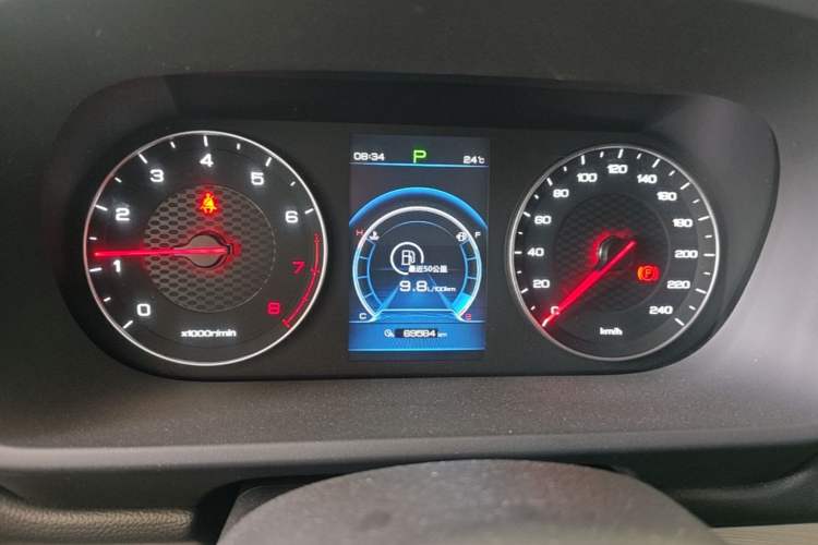 Used BYD Tang 2019 2.0T Automatic SmartConnect Prestige 7-Seater China VI Standard Instrument Cluster