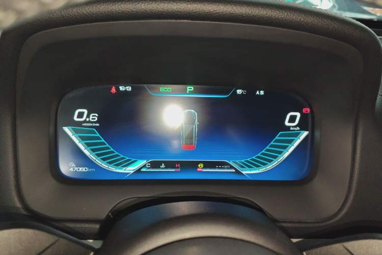Used BYD Tang 2019 2.0T Automatic SmartConnect Luxury 7-Seater China VI Standard Instrument Cluster
