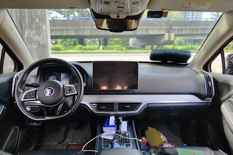 Used BYD Tang 2019 2.0T Automatic SmartConnect Prestige 5-Seater China VI Standard Interior 2