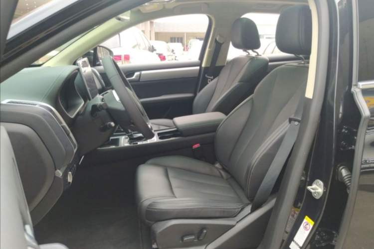Used BYD Tang 2019 2.0T Automatic SmartConnect Prestige 7-Seater China VI Standard Interior 5