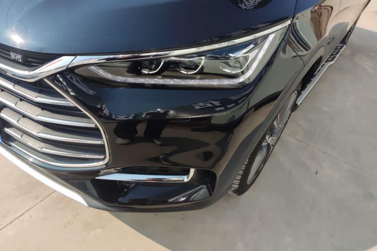 Used BYD Tang 2019 2.0T Automatic SmartConnect Luxury 7-Seater China VI Standard Left Front Headlight