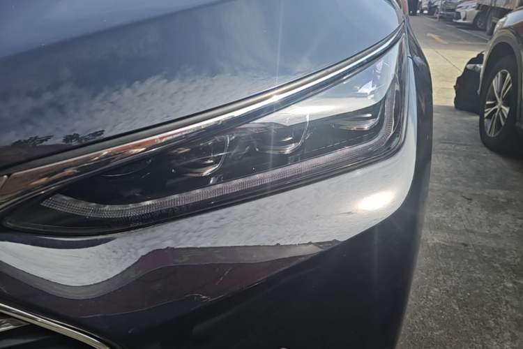 Used BYD Tang 2019 2.0T Automatic SmartConnect Luxury 7-Seater China VI Standard Left Front Headlight