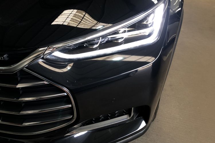 Used BYD Tang 2019 2.0T Automatic SmartConnect Luxury Edition 7 Seats China VI Standard Left Front Headlight