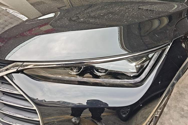 Used BYD Tang 2019 2.0T Automatic SmartConnect Luxury Edition 7 Seats China VI Standard Left Front Headlight