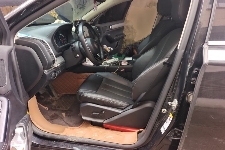 Used BYD Tang 2019 2.0T Automatic SmartConnect Prestige 7-Seater China VI Standard Left Front Seat