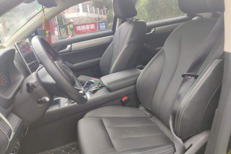 Used BYD Tang 2019 2.0T Automatic SmartConnect Prestige 7-Seater China VI Standard Left Front Seat