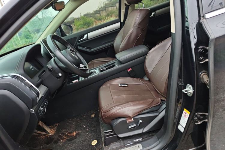 Used BYD Tang 2019 2.0T Automatic SmartConnect Luxury 7-Seater China VI Standard Left Front Seat