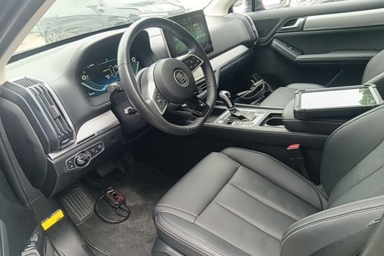 Used BYD Tang 2019 2.0T Automatic SmartConnect Luxury 7-Seater China VI Standard Left Front Seat