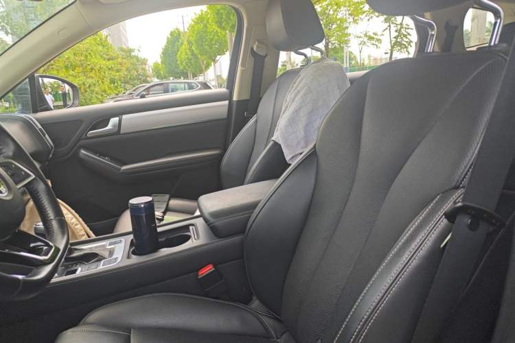 Used BYD Tang 2019 2.0T Automatic SmartConnect Luxury Edition 5 Seats China VI Standard Left Front Seat