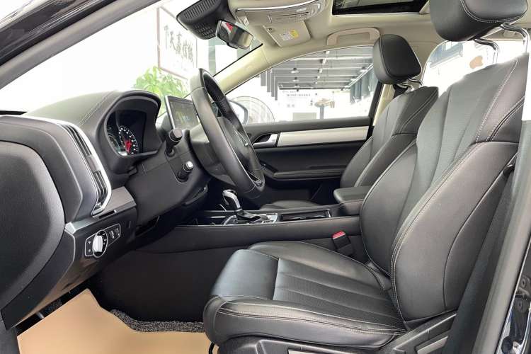Used BYD Tang 2019 2.0T Automatic SmartConnect Luxury Edition 7 Seats China VI Standard Left Front Seat