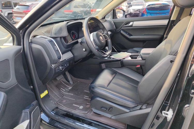 Used BYD Tang 2019 2.0T Automatic SmartConnect Prestige 7-Seater China VI Standard Left Front Seat