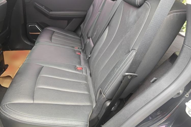 Used BYD Tang 2019 2.0T Automatic SmartConnect Luxury Version 5 Seats China VI Standard Left Rear Seat
