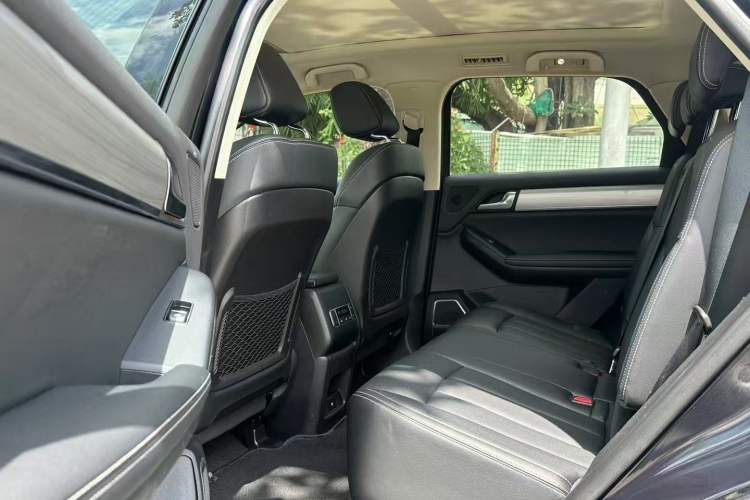 Used BYD Tang 2019 2.0T Automatic SmartConnect Luxury 7-Seater China VI Standard Left Rear Seat