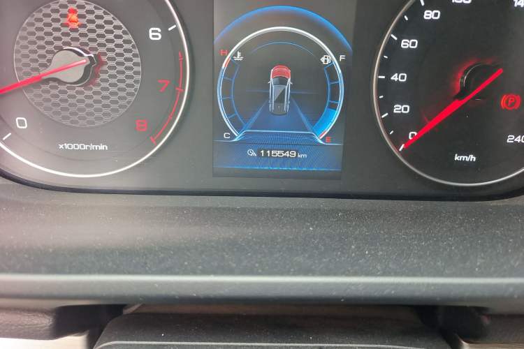 Used BYD Tang 2019 2.0T Automatic SmartConnect Prestige 7-Seater China VI Standard Odometer Close Up