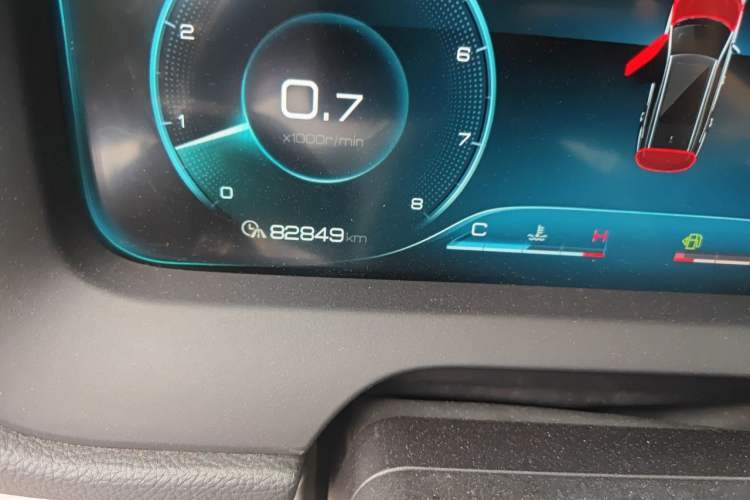 Used BYD Tang 2019 2.0T Automatic SmartConnect Luxury Version 5 Seats China VI Standard Odometer Close Up