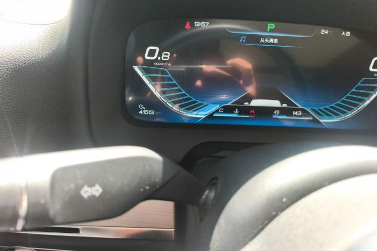 Used BYD Tang 2019 2.0T Automatic SmartConnect Luxury 7-Seater China VI Standard Odometer Close Up