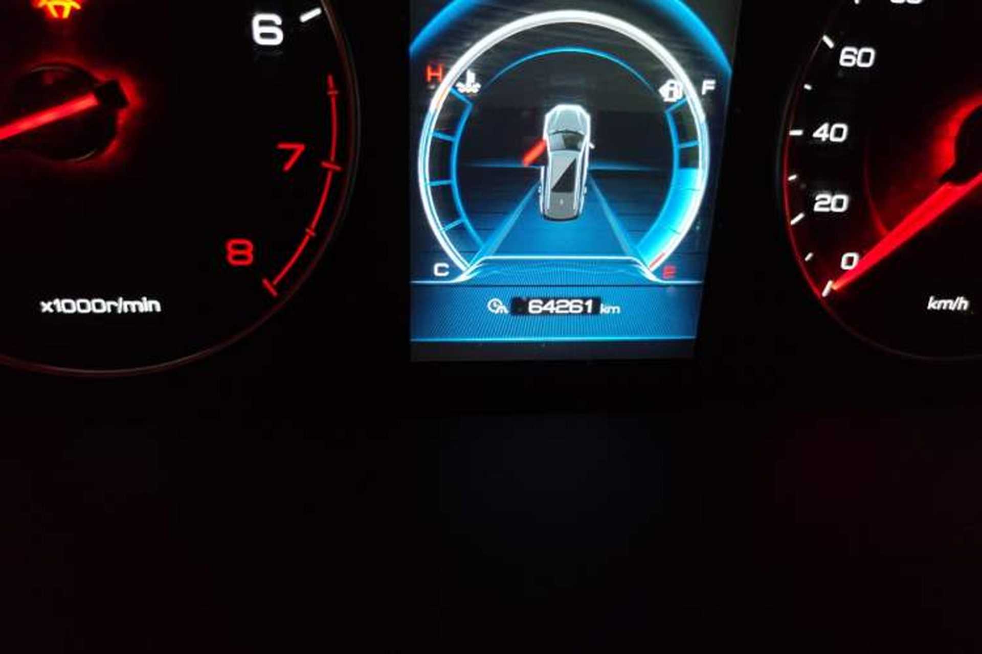 Used BYD Tang 2019 2.0T Automatic SmartConnect Luxury Edition 5 Seats China VI Standard Odometer Close Up
